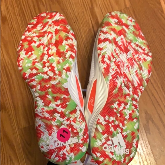 Adidas Dame 5 basketball Sneaker size 11 - Picture 4 of 8